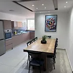 Mila Apartment
